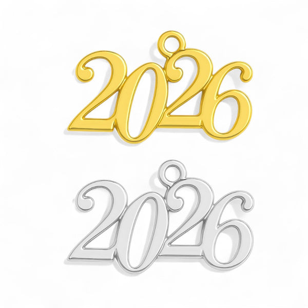 Μεταλλικό charm 2026 σε χρυσό φινίρισμα με τρύπα ανάρτησης – σετ 50 τεμαχίων