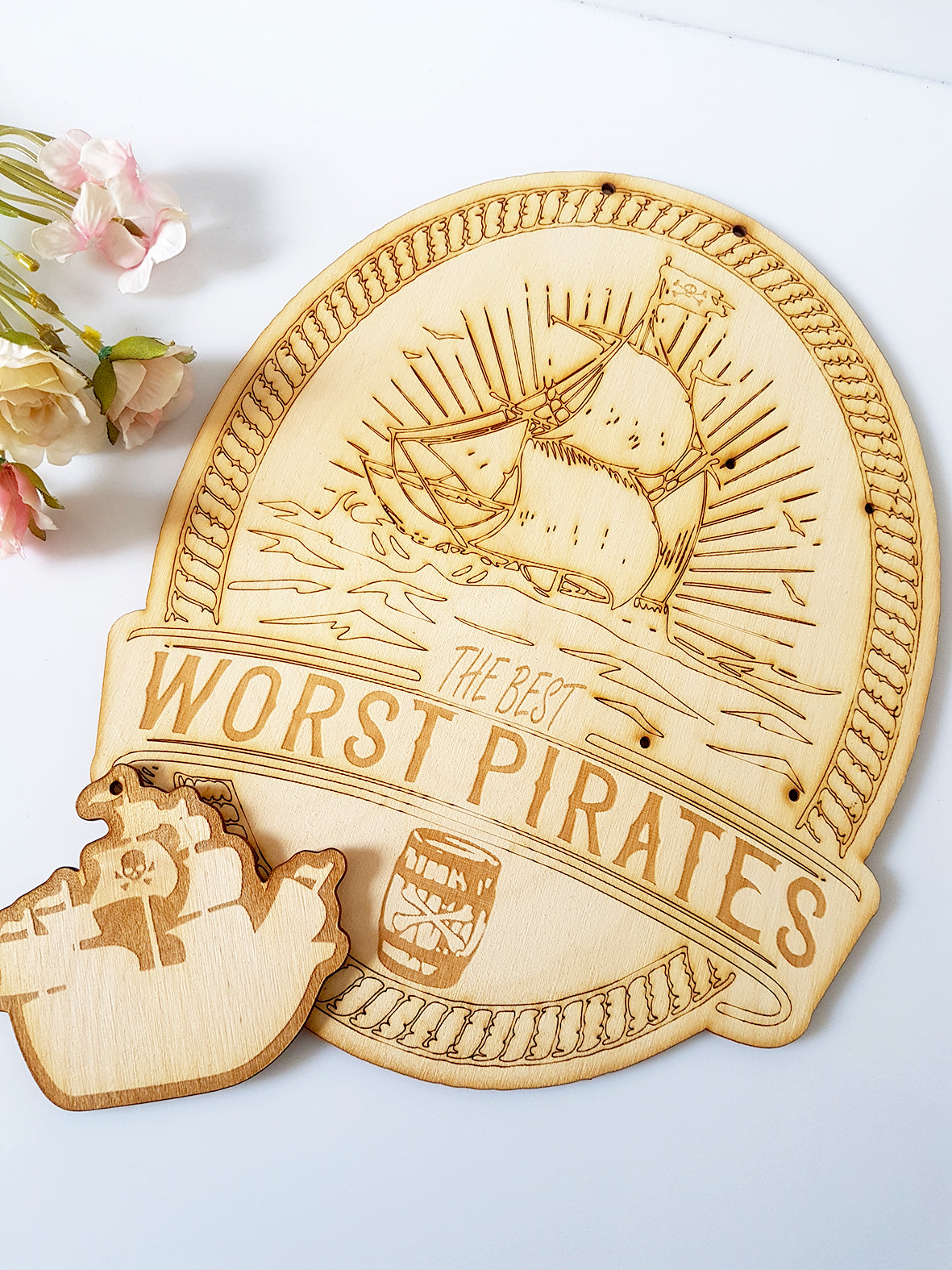 Σετ ξύλινη πλάτη λαμπάδας και στοιχείο The best worst pirates - So Cute Cut