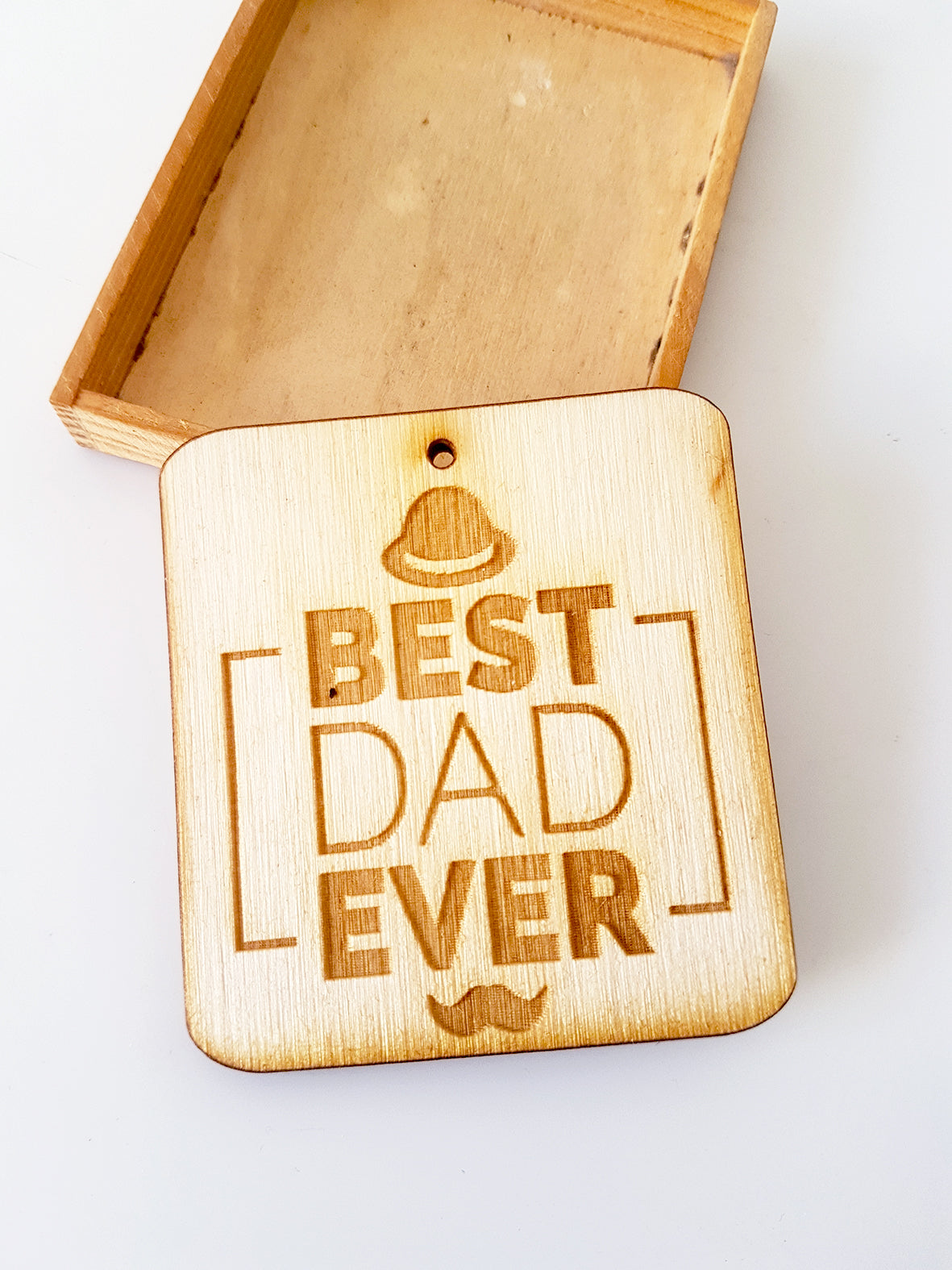 Ξύλινο κρεμαστό στοιχείο BEST DAD EVER σε συσκευασία 5 τεμαχίων - So Cute Cut