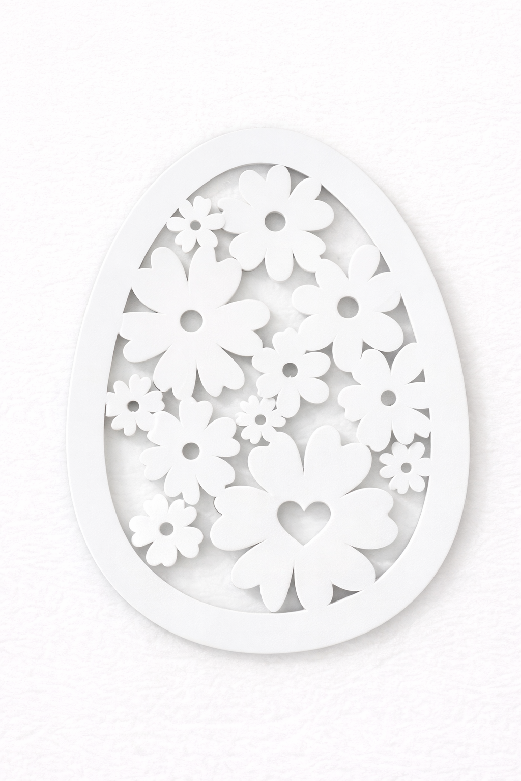 Αυγό από λευκό πλεξιγκλάς 10 εκ με floral cut-out σχέδιο – So Cute Cut