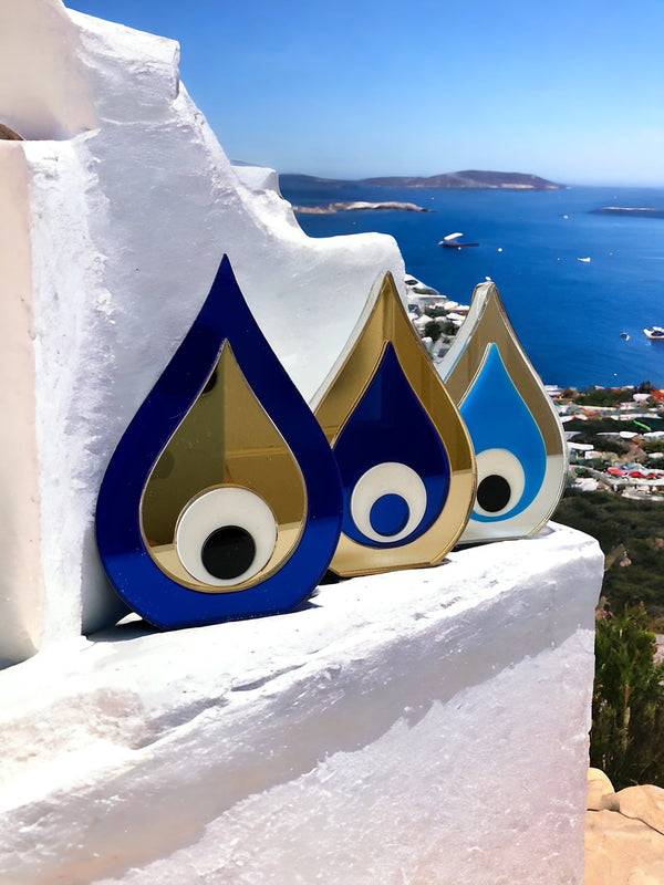 Χειροποίητο επιτραπέζιο ματάκι drop από πλεξιγκλάς καθρέφτη σε μοντέρνο σχέδιο, διαστάσεων 10,5×7 εκ.