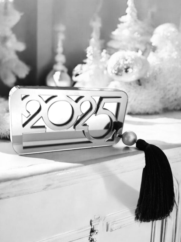 Επιτραπέζιο γούρι 2025 - So Cute Cut