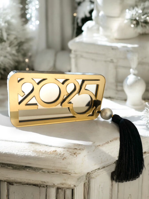Επιτραπέζιο γούρι 2025 - So Cute Cut