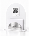 Λευκή καρτοθήκη Arch QR Silver με QR code, μήνυμα «Αξιολόγησέ μας στο Google» και ένδειξη YOUR LOGO HERE στον ασημί καθρέφτη.