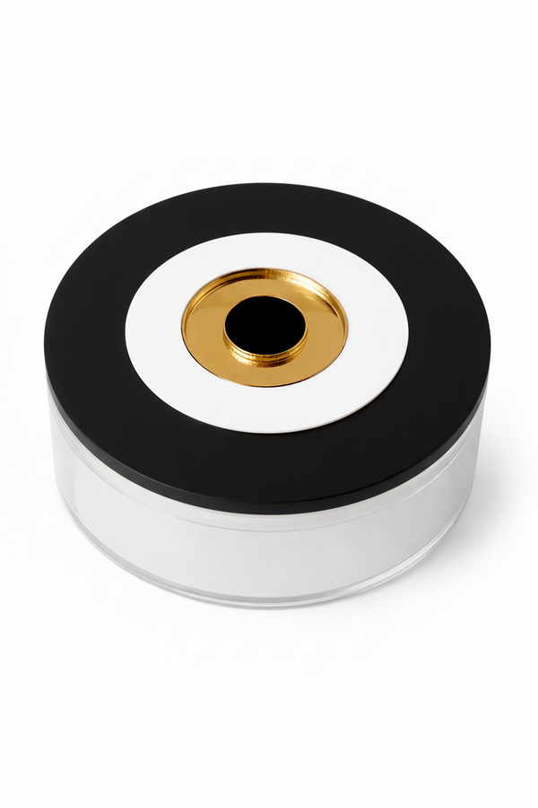 στρογγυλό κουτί πλεξιγκλάς με layered μάτι και διάφανο σώμα σε minimal σχεδιασμό