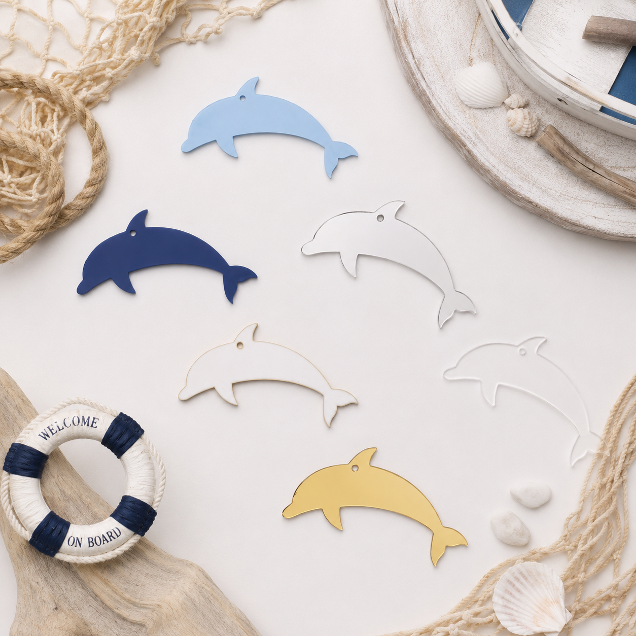 Classic Dolphin Hanging Shape από MDF, πλεξιγκλάς και καθρέφτη για μπομπονιέρες, DIY και ναυτικές δημιουργίες | So Cute Cut