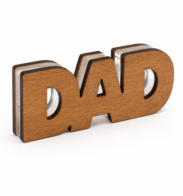 Ξύλινο DAD δώρο για τον μπαμπά από τη So Cute Cut, χειροποίητο διακοσμητικό για τη Γιορτή του Πατέρα, γενέθλια και δώρο από κόρη ή γιο.