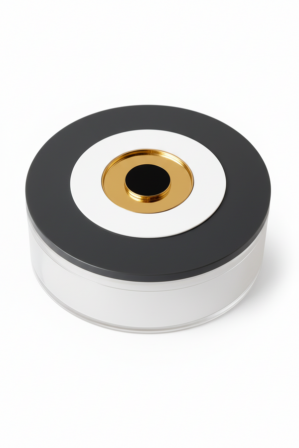 στρογγυλό κουτί πλεξιγκλάς με layered μάτι και διάφανο σώμα σε minimal σχεδιασμό