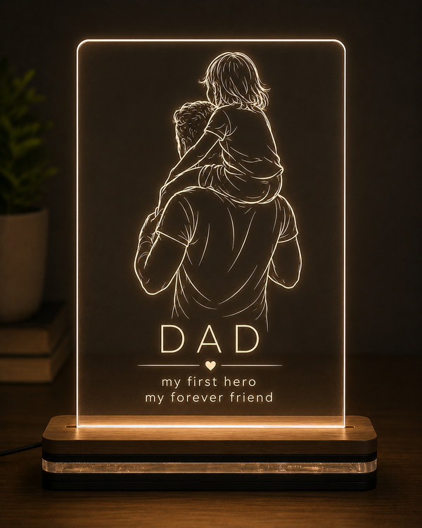 Φωτιστικό LED plexiglass με πατέρα και παιδί στους ώμους και χάραξη My First Hero My Forever Friend