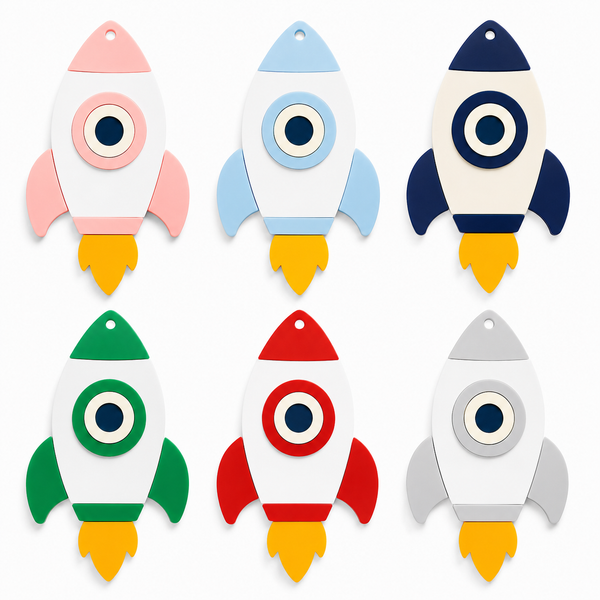 Κρεμαστό διαστημόπλοιο Rocket Eye από λευκό και χρωματιστό πλεξιγκλάς με τρύπα ανάρτησης για μπομπονιέρες βάπτισης, πασχαλινές λαμπάδες και DIY δημιουργίες.