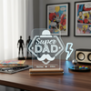 Φωτιστικό LED plexiglass Super Dad με καπέλο, μουστάκι και προσωποποιημένη χάραξη
