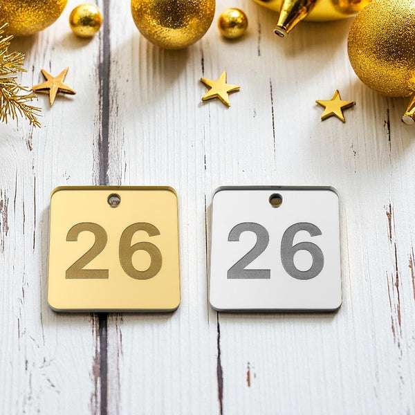 Τετράγωνο στοιχείο “26” με χάραξη, καθρέφτης χρυσός ή ασημί – So Cute Cut
