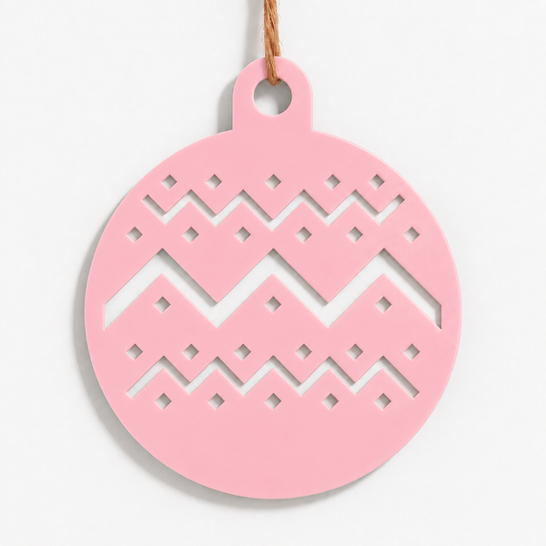 Baby pink χριστουγεννιάτικη μπάλα από plexiglass με διάτρητο Nordic σχέδιο