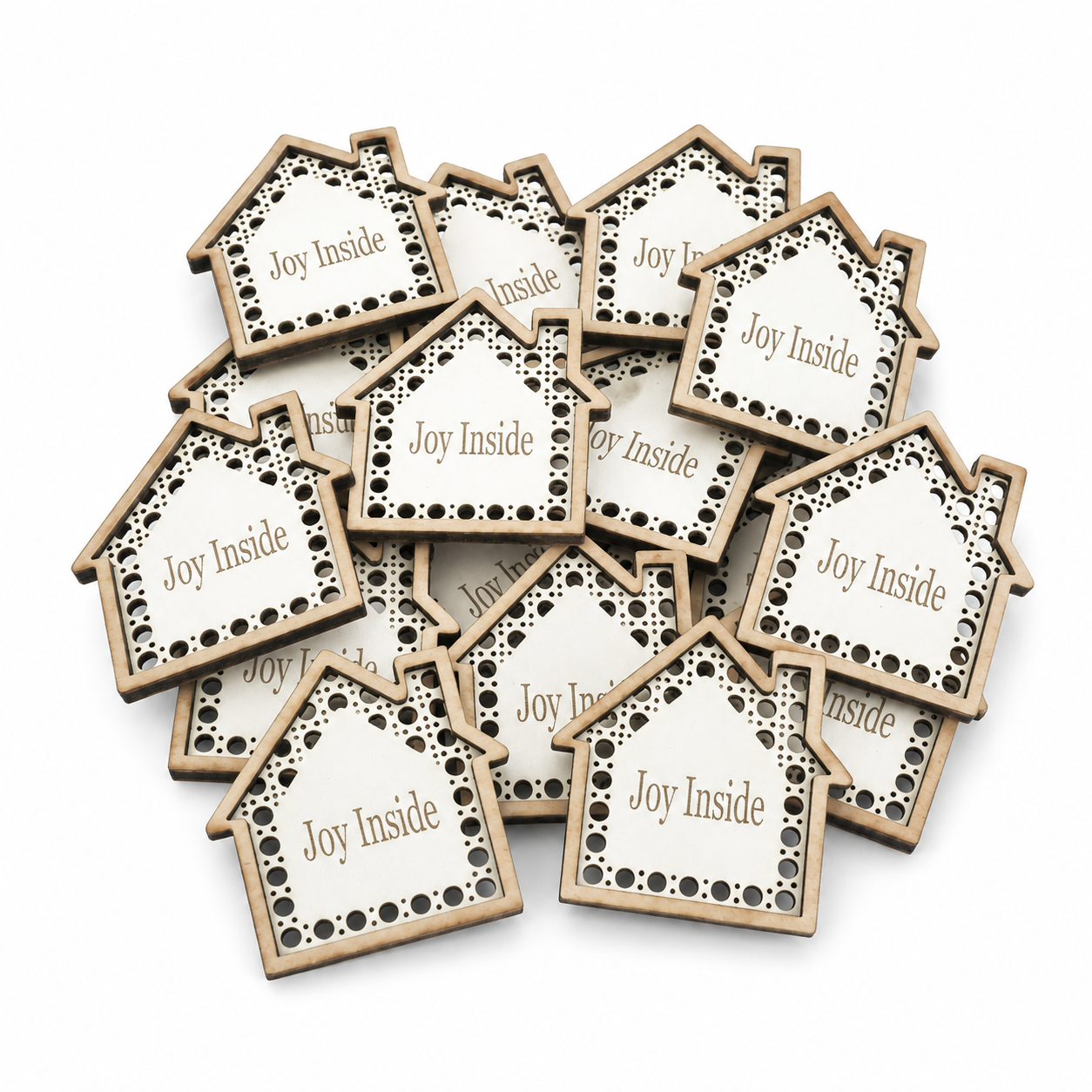 Ξύλινο σπιτάκι laser cut με προσωποποιημένη χάραξη λογοτύπου για εταιρικά γούρια και επαγγελματικά χριστουγεννιάτικα δώρα από το So Cute Cut.