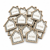 Ξύλινο σπιτάκι laser cut με προσωποποιημένη χάραξη λογοτύπου για εταιρικά γούρια και επαγγελματικά χριστουγεννιάτικα δώρα από το So Cute Cut.