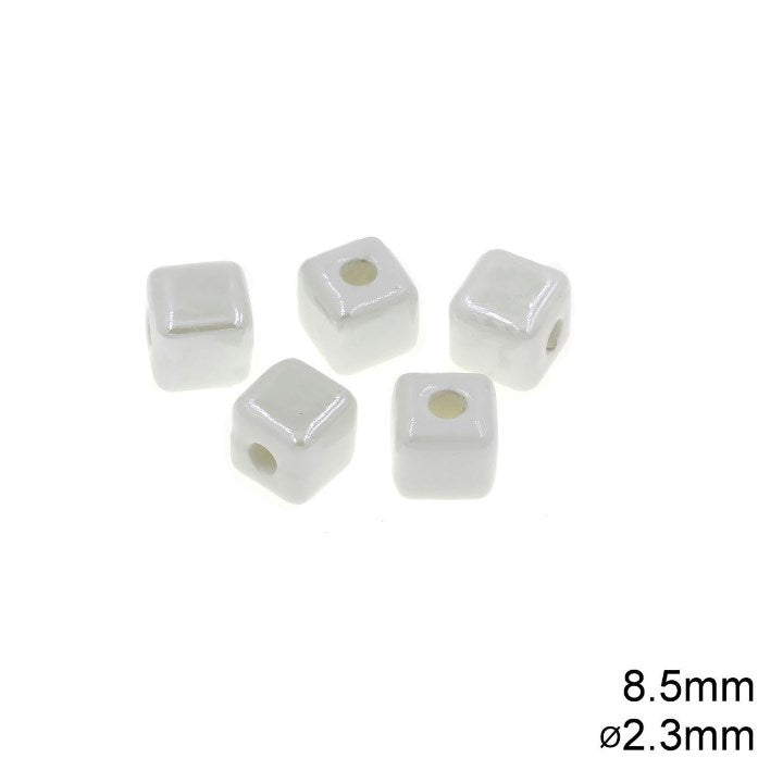 Χάνδρα Κεραμική Κύβος 8.5mm με τρύπα 2.3mm σε συσκευασία 50 τεμαχίων - So Cute Cut